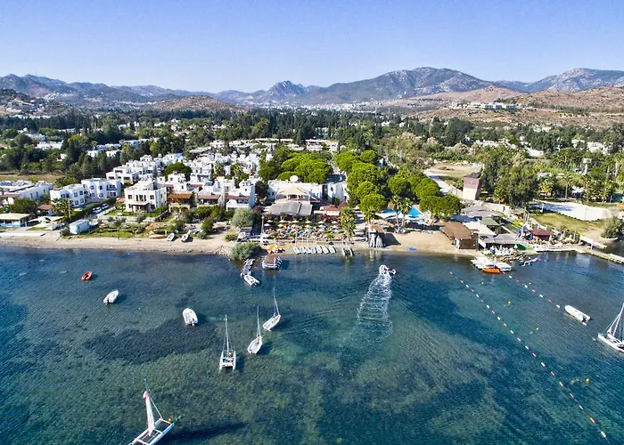 Seaside Club 3*