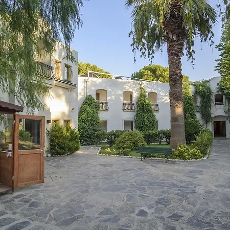 Seaside Club Hotel