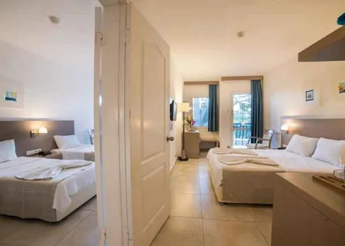 Hotel Seaside Club 3*