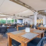 Seaside Club