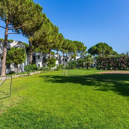 Seaside Club Hotel 3*